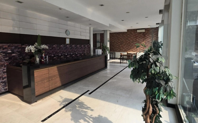 N2 Hotel Gunung Sahari