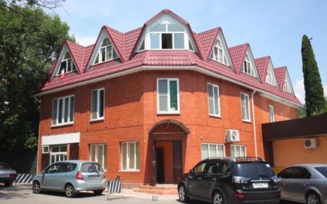 Zolotaya Sfera Guest House