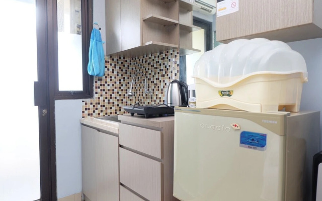 Nice And Strategic Studio Kebagusan City Apartment