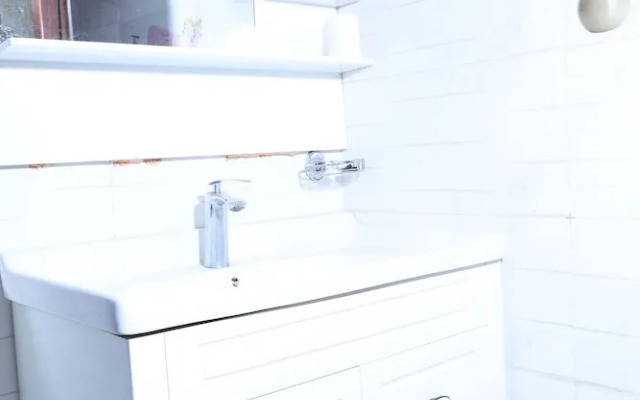 PrimeNest - 3 bedroom Apartment