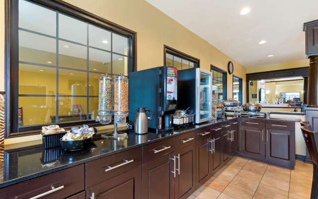 Best Western Airport Suites