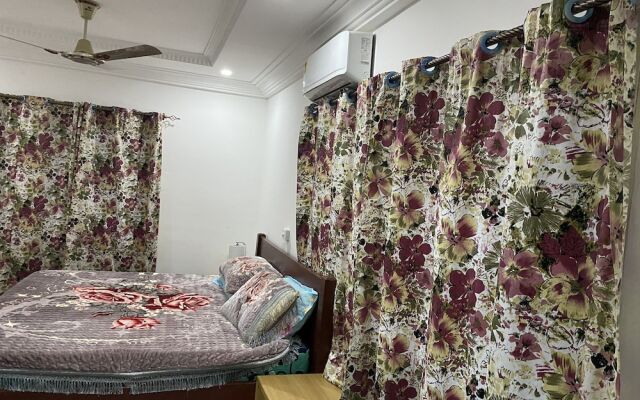 Oyibi New Furnished House - Charming 3 Bedroom