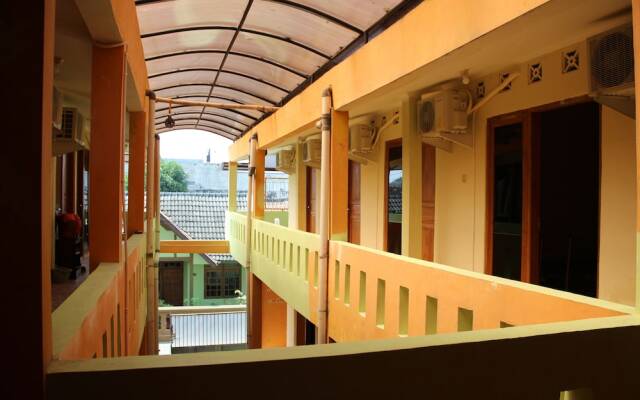 Homestay Kingkost at Nanda