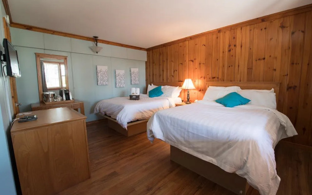 Comme Chez Soi Restaurant & Auberge