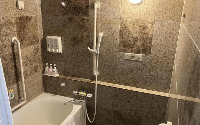 Toyoko Inn Nishi-kawaguchi-eki