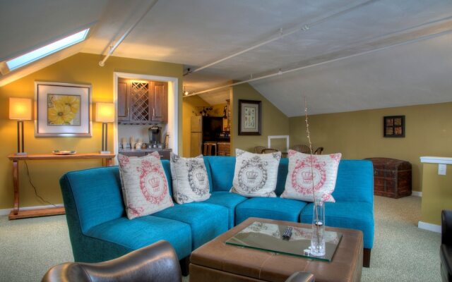 Bouchard Inn & Restaurant