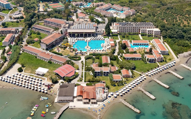 Roda Beach Resort & Spa