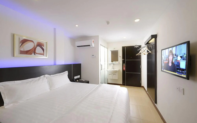 Ernes Hotel Bayu Mutiara