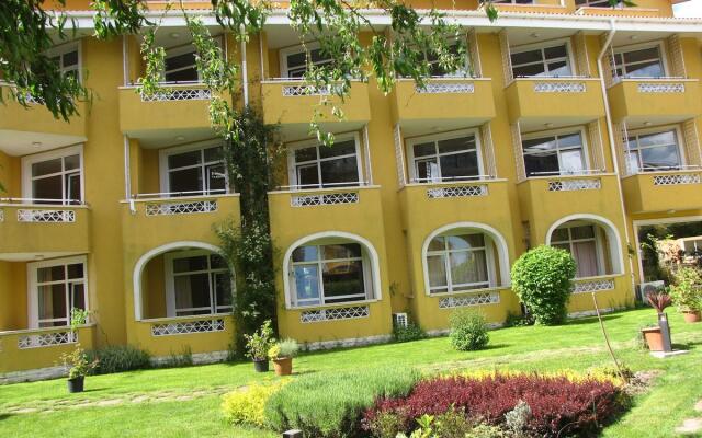 Blue Orange Beach Resort