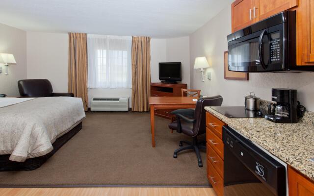 Candlewood Suites Lexington, an IHG Hotel