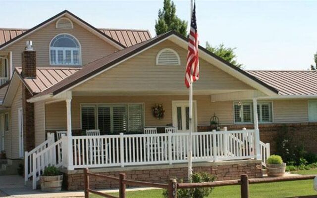 Bryce Canyon Livery Bed & Breakfast