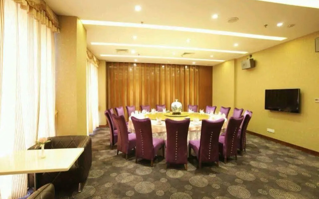 Largos Hotel