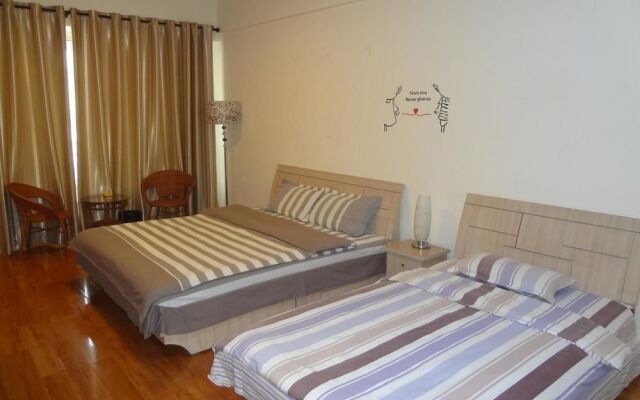 She and He Hotel Apartment