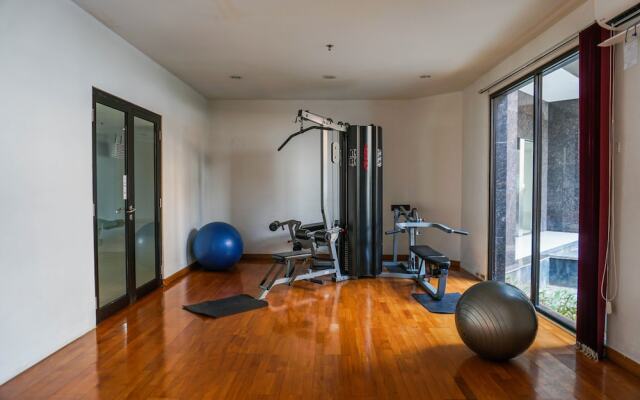 Minimalist And Comfy Studio At Tamansari Semanggi Apartment