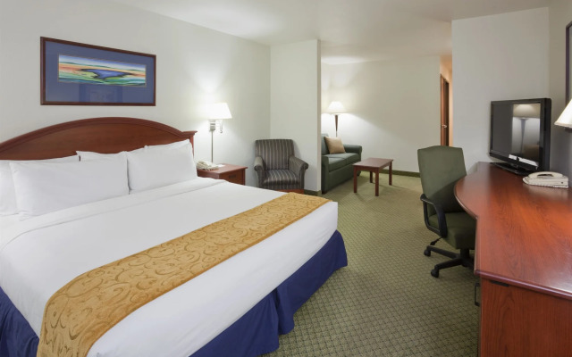 Crossings by GrandStay Inn & Suites