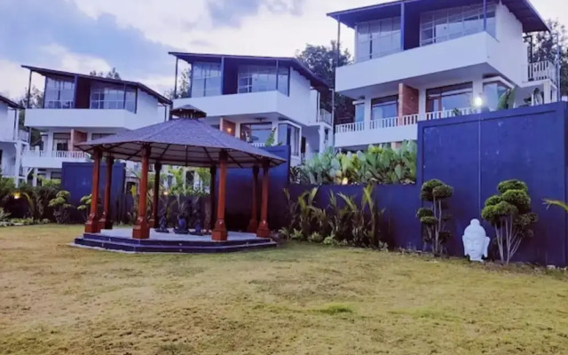 Bindiga Peak Resorts