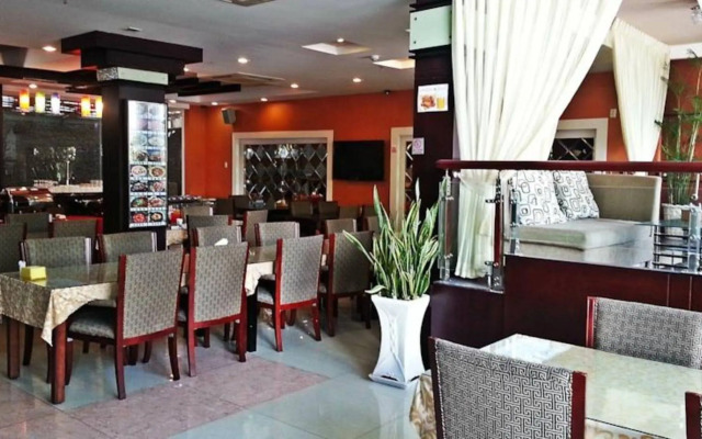 One World Hotel