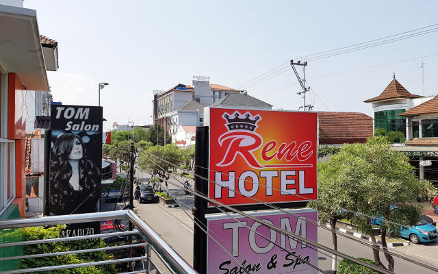 Rene Hotel