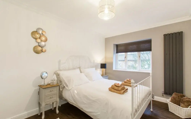 Luxury London Apartment 5-double rooms