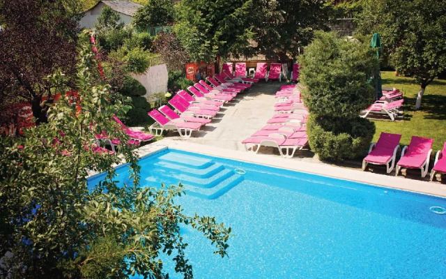 Complex Caprice-Monteoru