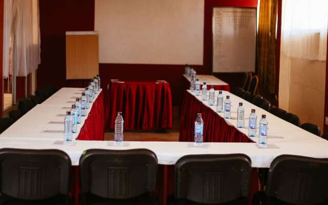 Dream House Hotel Ltd