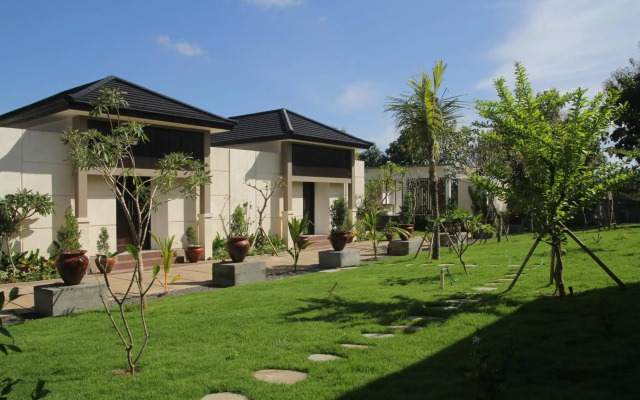 Muaya Villa