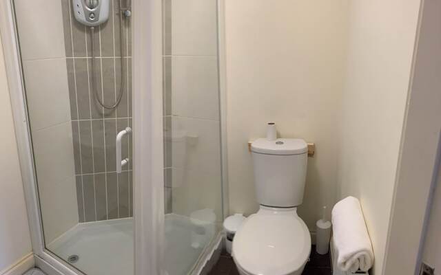 Coventry Charm - Spacious 3 Bedroom House