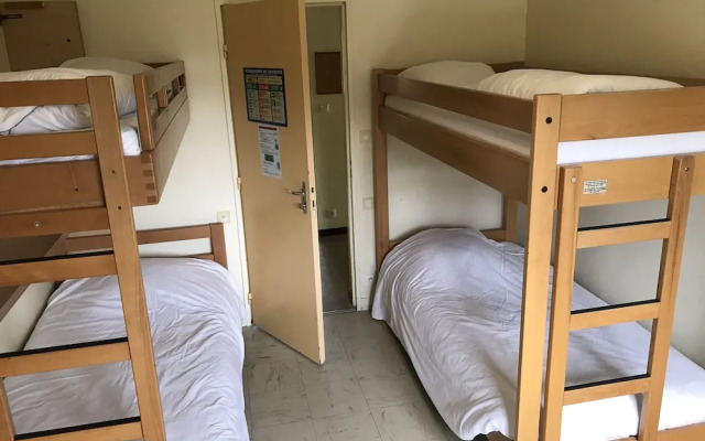 CRJS et Auberge de Jeunesse - Hostel
