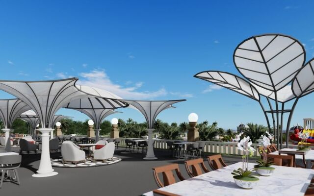 Serenity Queen Hotel