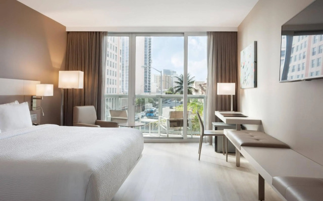 AC Hotel by Marriott Miami Beach