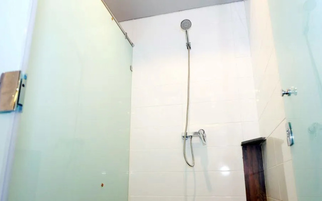 ZEN Hostel Gubeng Station 2