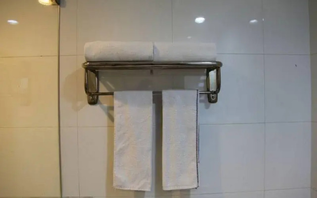 Super 8 Hotel Beijing Jiu Long