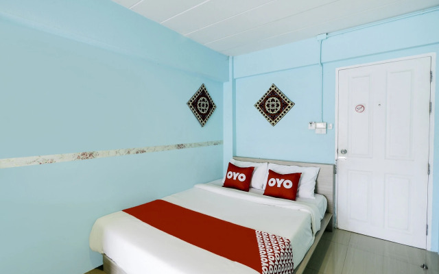 OYO 983 The Private Hotel