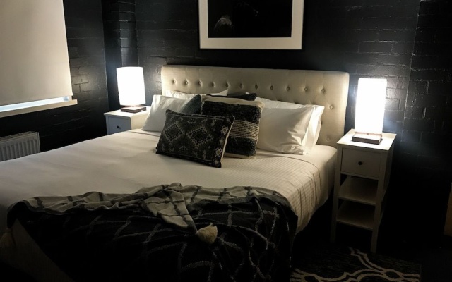 Ski Club of Victoria - Ivor Whittaker Lodge – Guest Rooms – Mount Buller