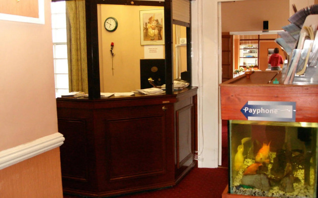 Elsinore Hotel