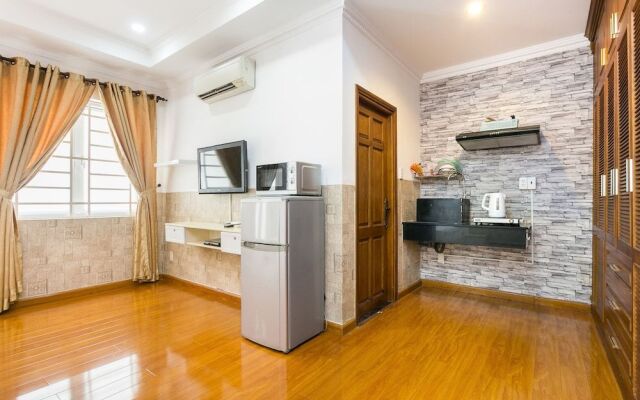 Oyo 207 Bino Apartment