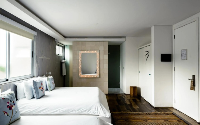 Be Playa Hotel Boutique & Rooftop Bar
