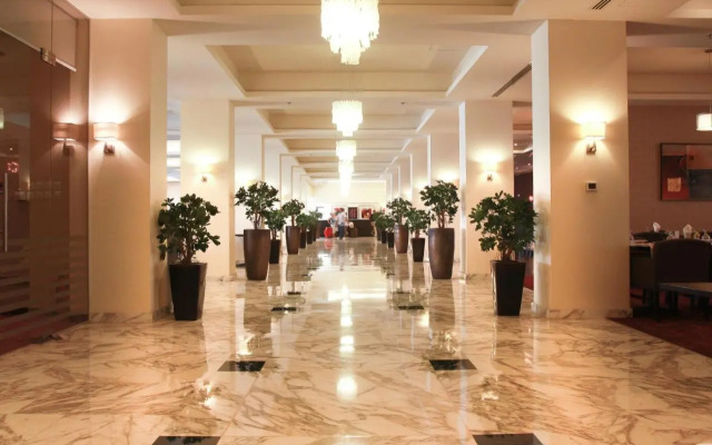Nayrouze Palace