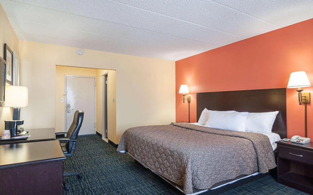 Rodeway Inn Meadowlands