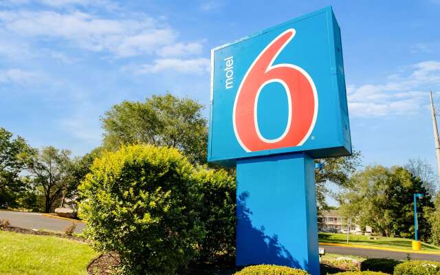 Motel 6 Lenexa, KS - Kansas City Southwest