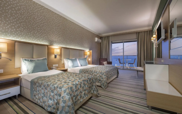 Royal Garden Beach Hotel - All Inclusive