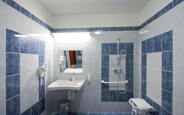 Hotel Benczur
