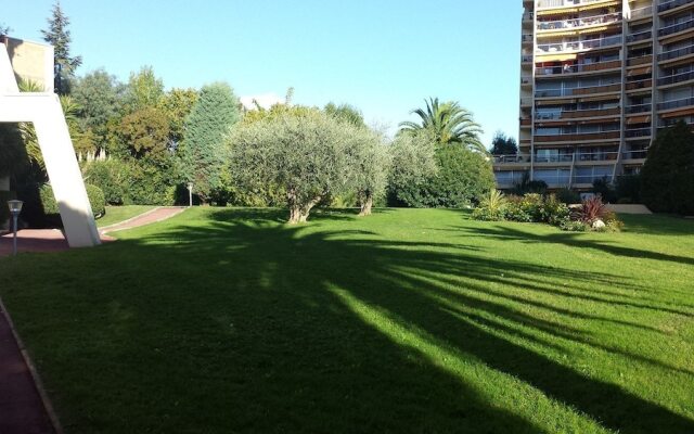 T3 Le Galion dans marina avec piscine