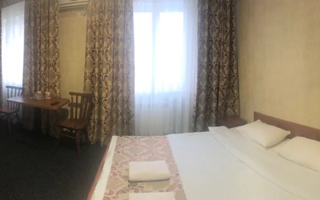 Hotel LaMa 2