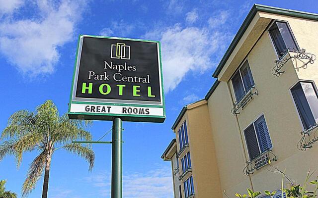 Naples Park Central Hotel