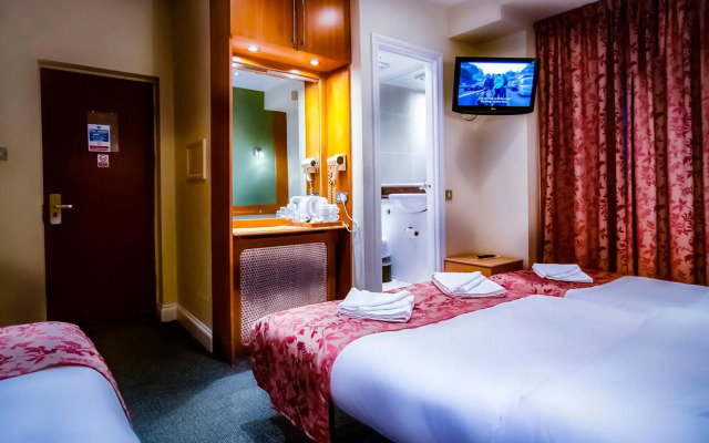 Westbury Hotel