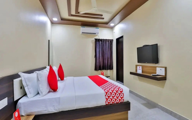 Daksh Hotel & Resort by OYO Rooms