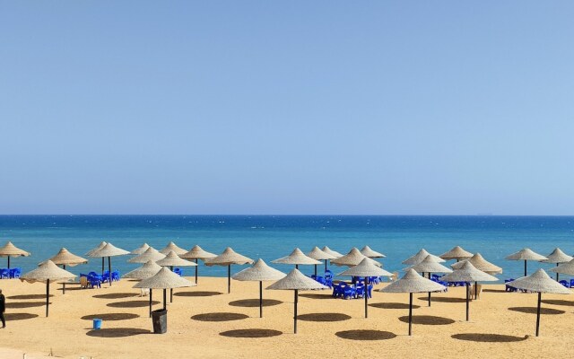 Blue Bay Asia Resort El Sokhna