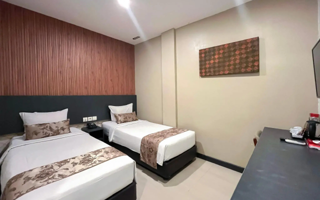 Crew Express Hotel