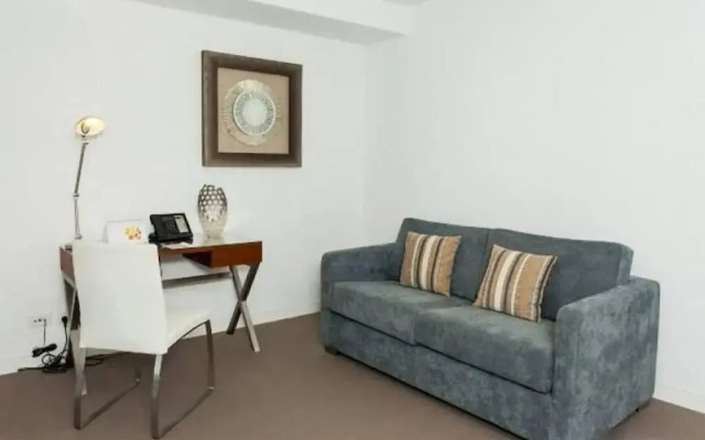 The Oracle Broadbeach 906